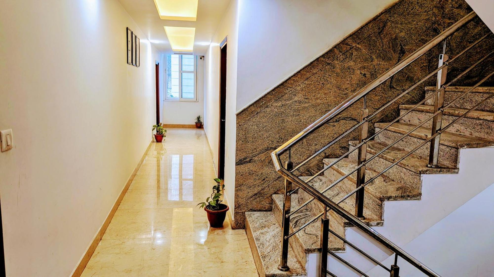 Hotel Moon Taj Near Yashobhoomi Convention Centre Delhi  Buitenkant foto